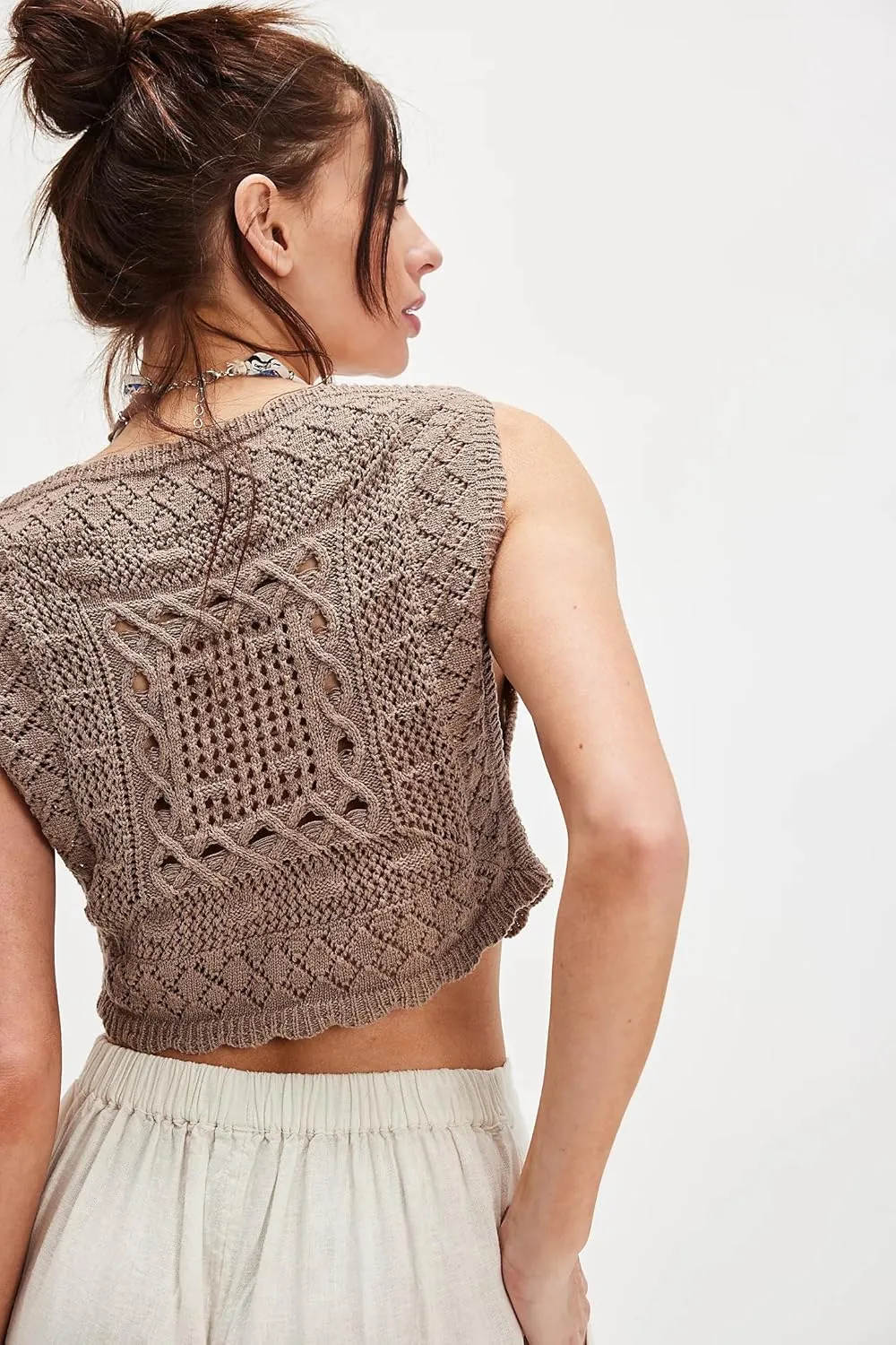Amiblvowa Knit Vest Top Women Y2k Sexy Summer Slim Fit Crewneck Tank Sleeveless Going Out Knitted Cropped Crochet Sweater