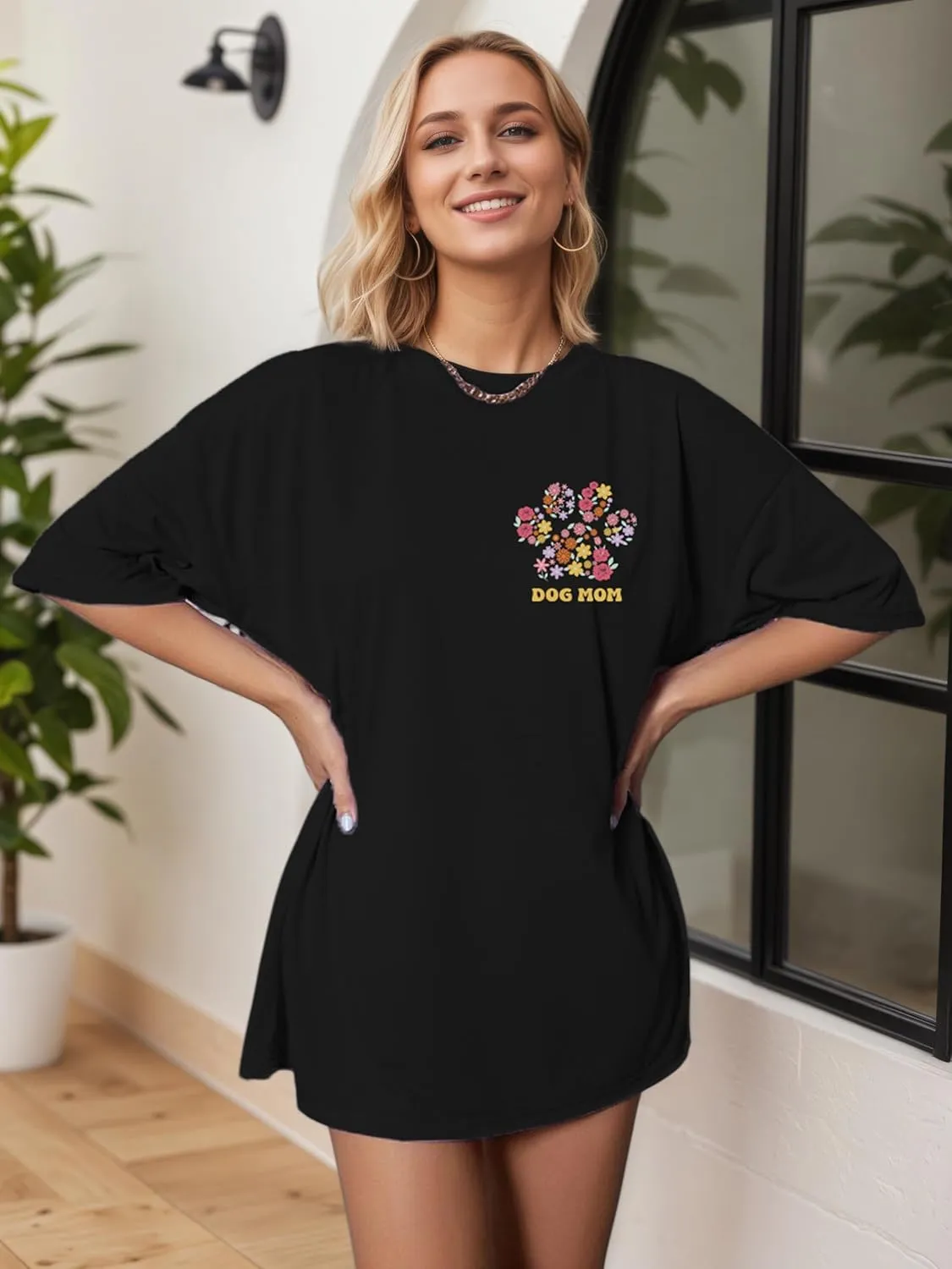 Dog Mom Shirt for Women Oversized Mama T-Shirt Funny Dog Paw Graphic Tees Casual Loose Tops