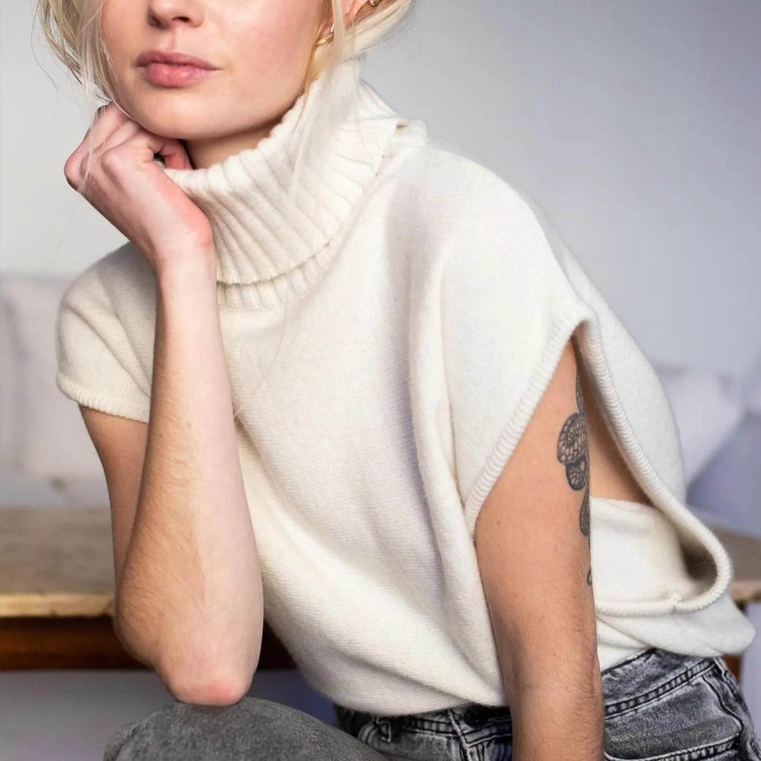 Sdencin Women Turtleneck Oversized Knitted Sweater Vest Sleeveless Split Hem Solid Loose Fit Pullover Tank Top Knitwear