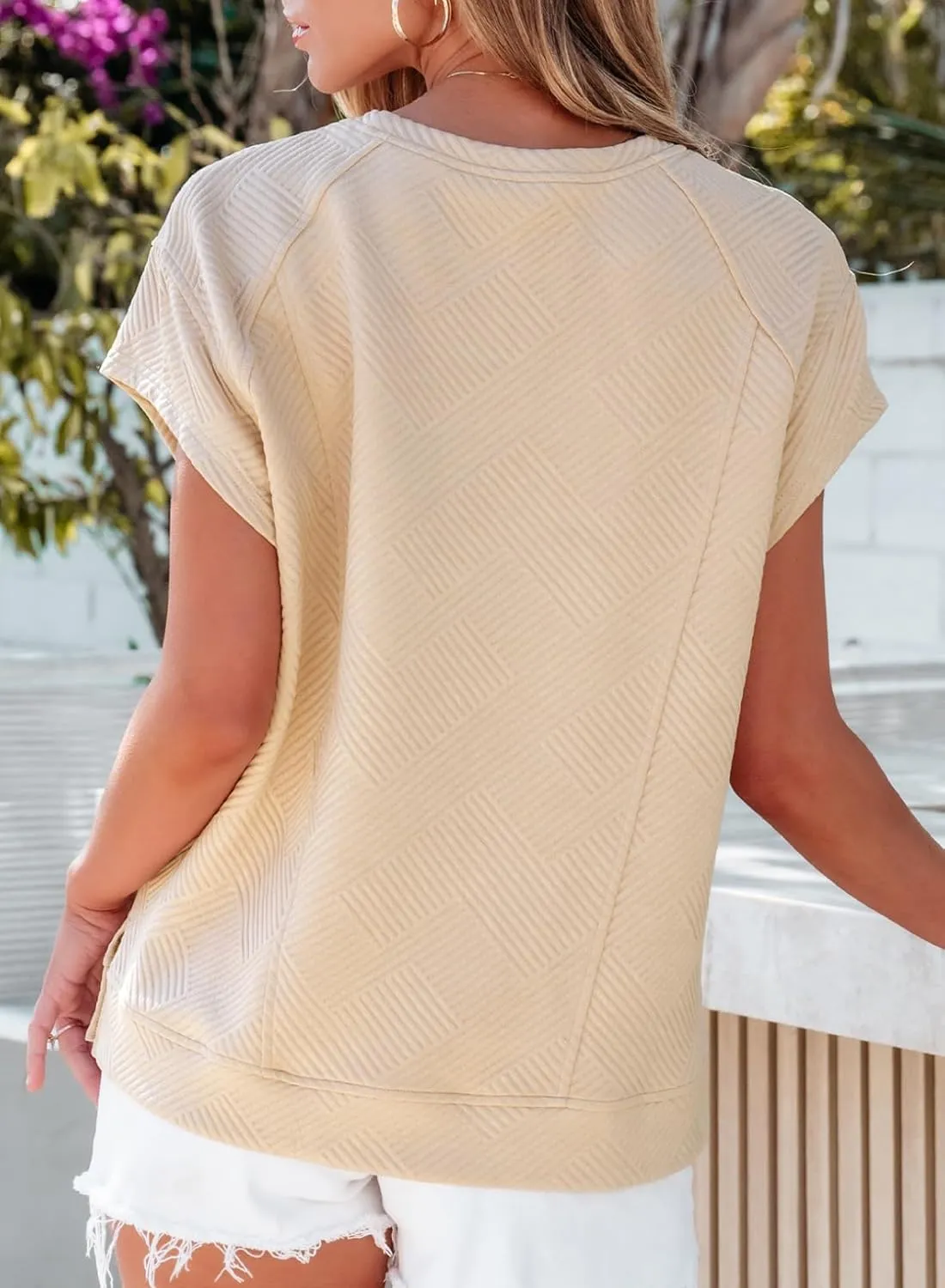 SHEWIN Oversized T Shirts for Women Crewneck Short Sleeve Casual Summer Tops Tees