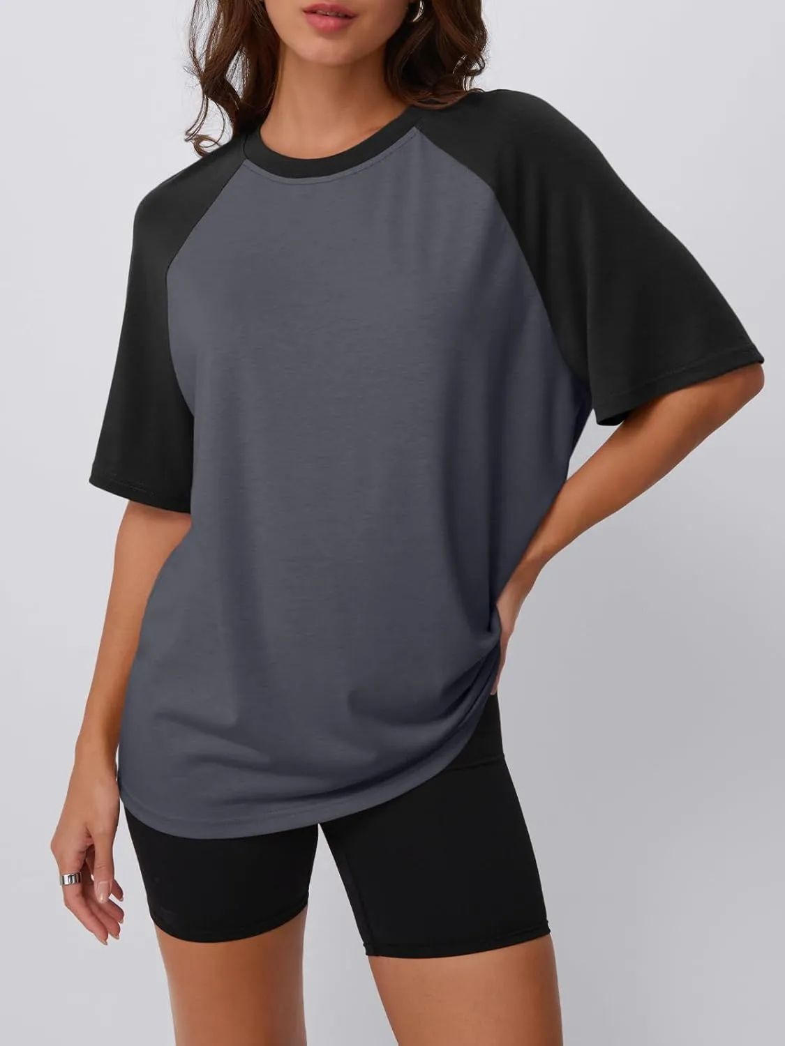 Trendy Queen Oversized Short Sleeve T Shirts for Women Workout Casual Summer Tops Loose Fit Cute Basic Tees
