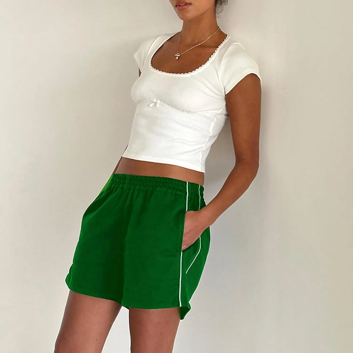 UAURORAO Women Striped Athletic Shorts Elastic Waist Side Stripe Casual Shorts Loose Patchwork Workout Sweat Shorts