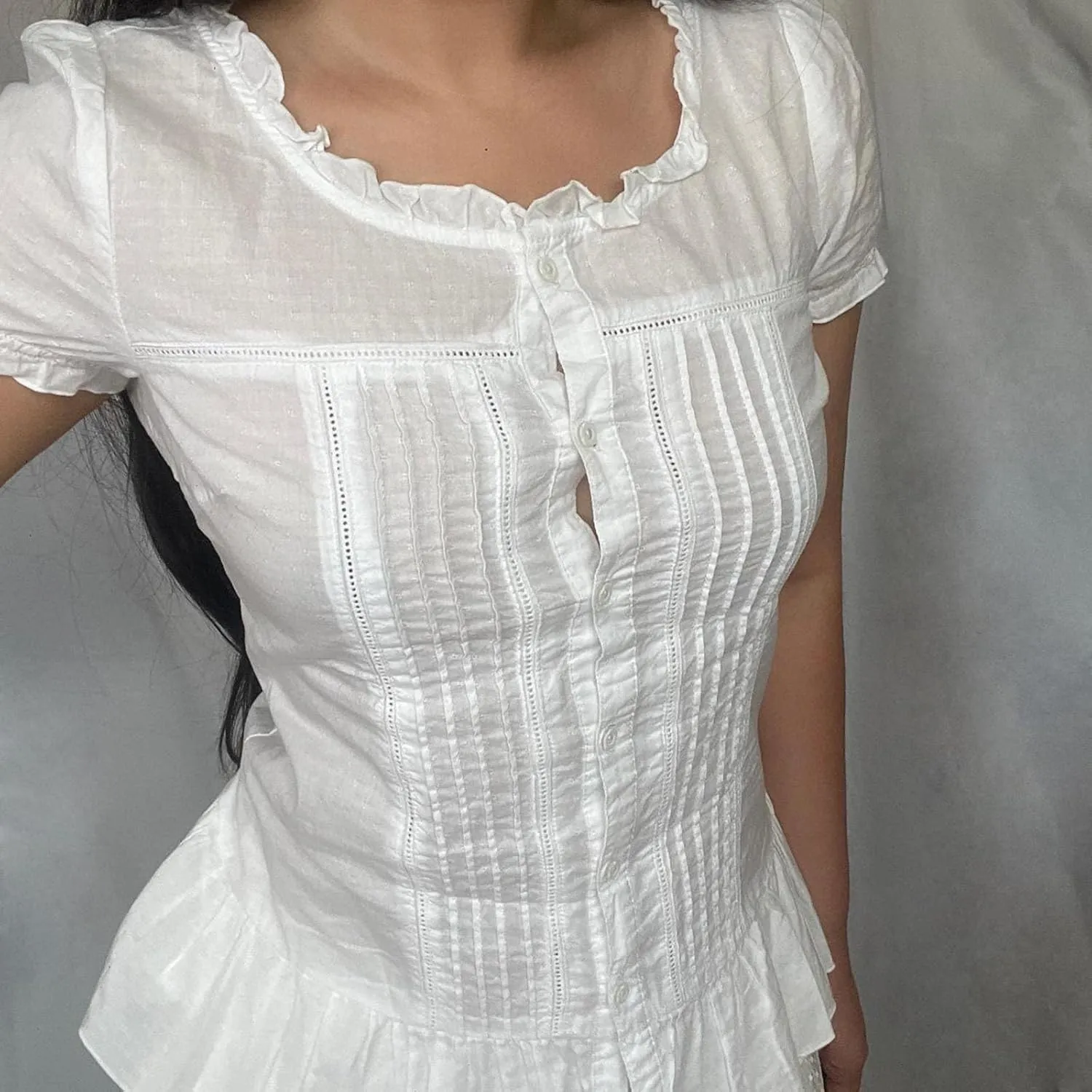 Women Solid Color Crop Top Lace Short Sleeve Patchwork T-Shirt Aesthetic Fairy Slim Fit Button Down Blouse