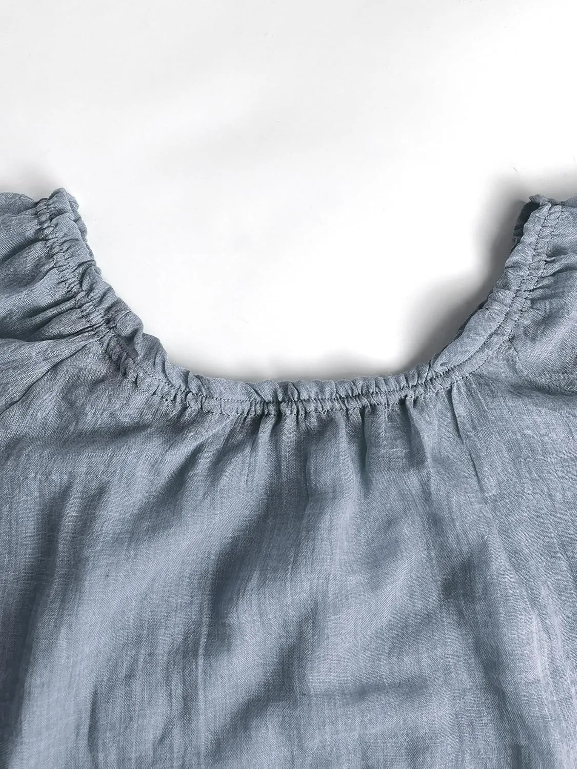 Womens Cotton Linen Pleated Crew Neck Tops Casual Half Puff Sleeve Pullover Summer Trendy Loose Tunic Shirts