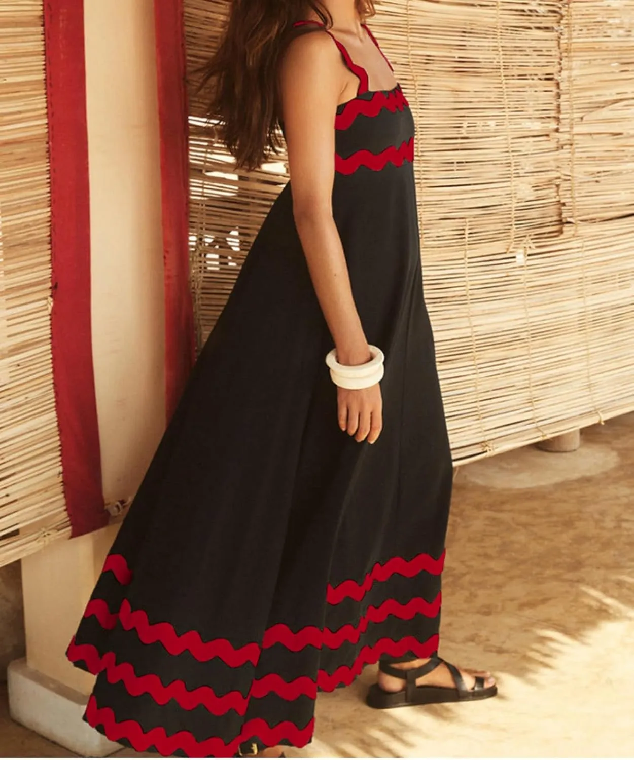 Women's Retro Plaid Maxi Dress 2025 Thick Shoulder Straps Back Cutout Smocked Flounce Hem Summer Beach Long Dress
